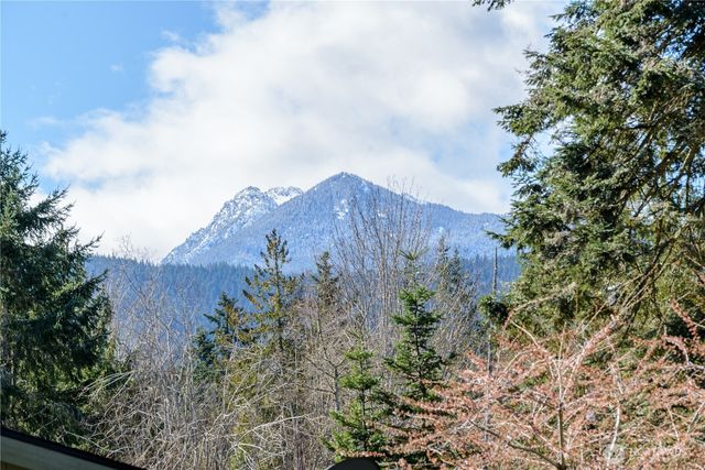 3916 Nygren Place, Port Angeles, WA 98362