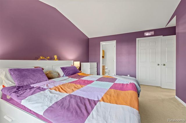 29675 Nottingham Circle, Livonia, MI 48152