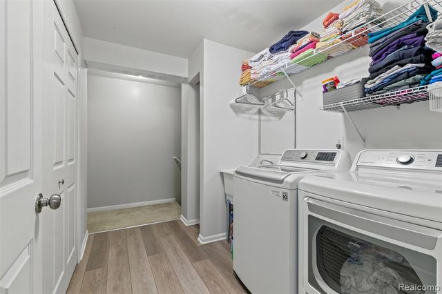 29675 Nottingham Circle, Livonia, MI 48152