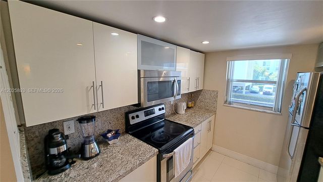 201 178th Drive 209, Sunny Isles Beach, FL 33160