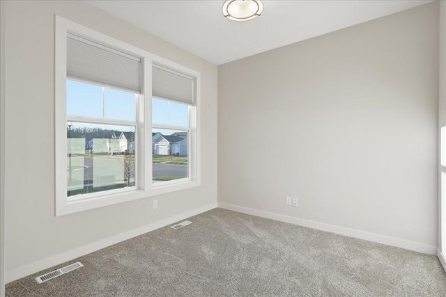 2990 Coventry Circle, River Falls, WI 54022