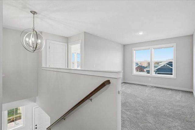 2990 Coventry Circle, River Falls, WI 54022