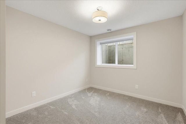 2990 Coventry Circle, River Falls, WI 54022