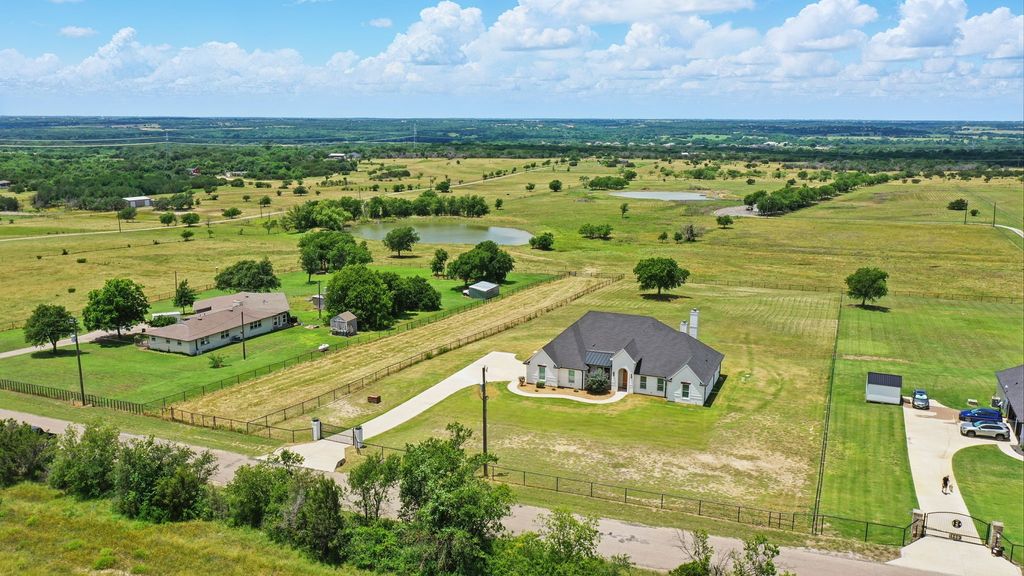 4895 Upper Denton Road, Weatherford, TX 76085