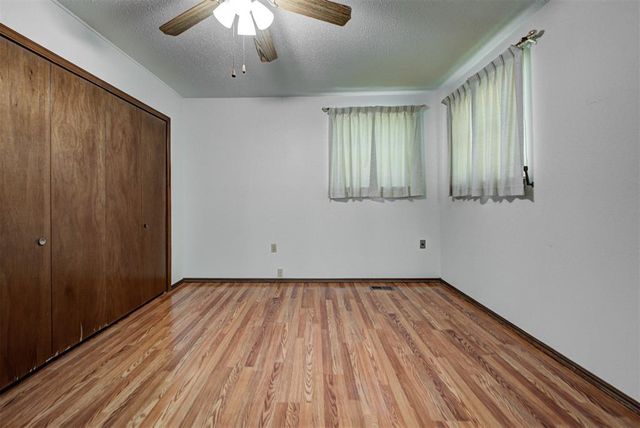 2408 S Jensen Avenue, El Reno, OK 73036