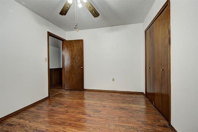 2408 S Jensen Avenue, El Reno, OK 73036