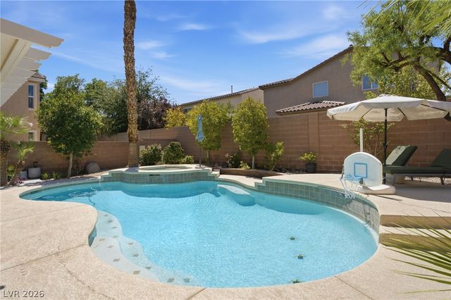 3412 Perching Bird Lane, North Las Vegas, NV 89084