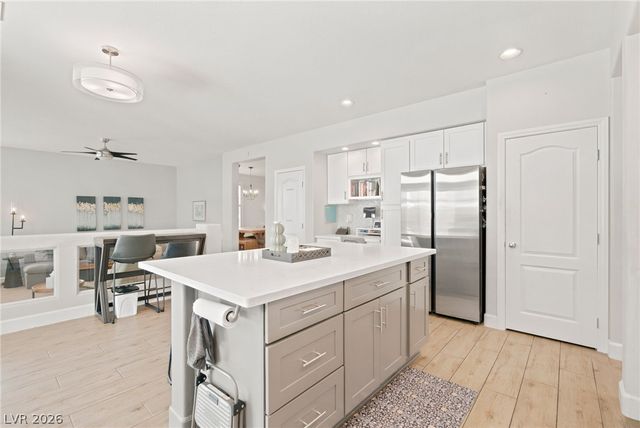 3412 Perching Bird Lane, North Las Vegas, NV 89084