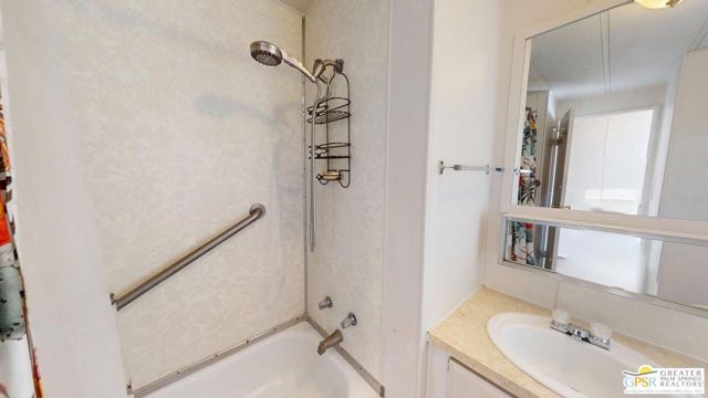 18555 Roberts Road 8, Desert Hot Springs, CA 92241