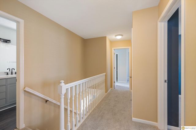 10028 Durkop Street, La Vista, NE 68128