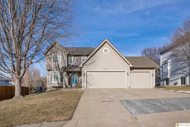 10028 Durkop Street, La Vista, NE 68128