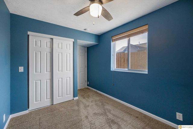 10028 Durkop Street, La Vista, NE 68128