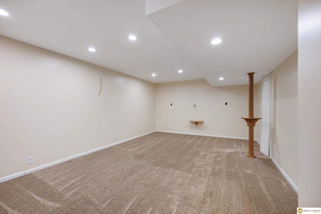 10028 Durkop Street, La Vista, NE 68128