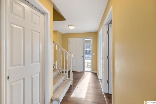 10028 Durkop Street, La Vista, NE 68128