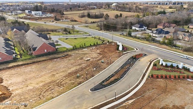 24 Littlecote Ln, Louisville, KY 40245