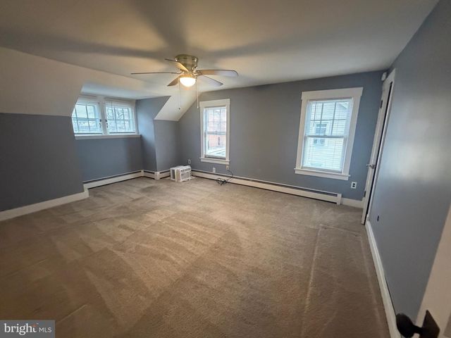 327 E PLEASANT ST, Hammonton, NJ 08037