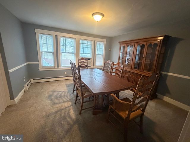 327 E PLEASANT ST, Hammonton, NJ 08037