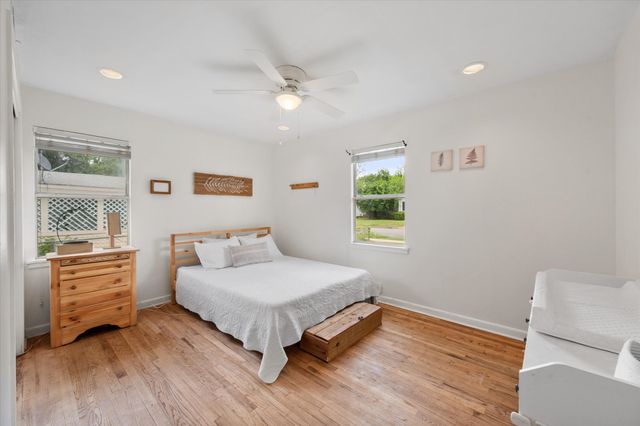 1101 Eric Avenue, Arlington, TX 76012