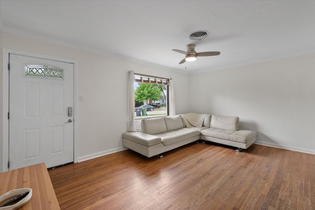 1101 Eric Avenue, Arlington, TX 76012