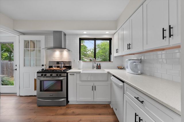 1101 Eric Avenue, Arlington, TX 76012