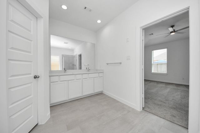 14907 Diamond Dove Lane, Houston, TX 77049