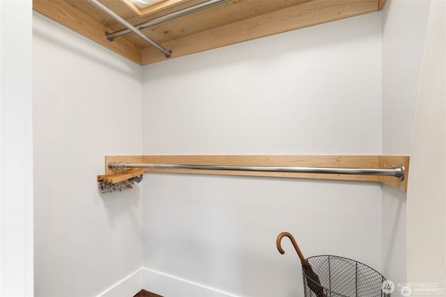 2430 8th Avenue W, Seattle, WA 98119