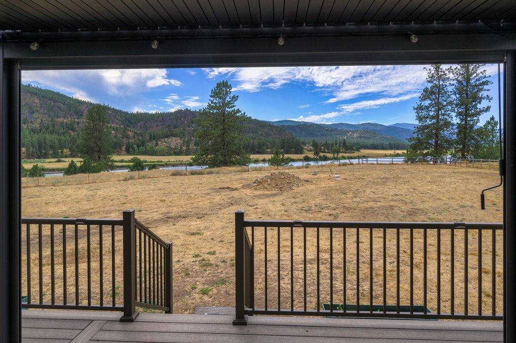 Image 15 of property listing at 15 Terrace Drive, Plains, MT 59859