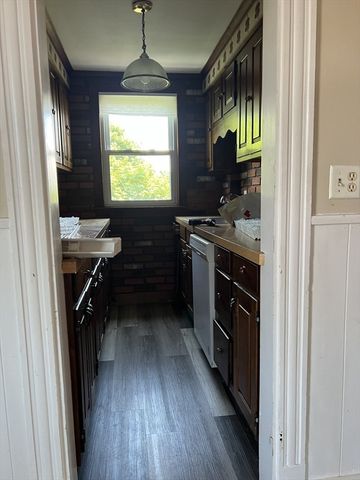 179-181 Grove St 3, Haverhill, MA 01832