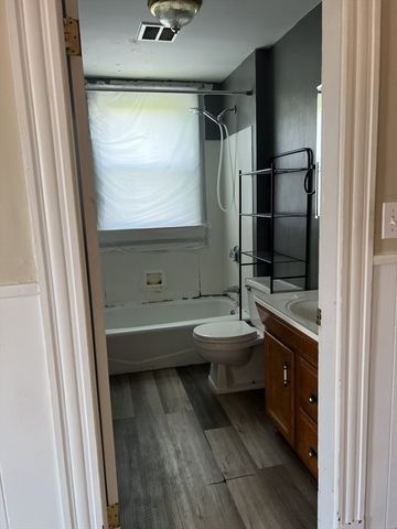 179-181 Grove St 3, Haverhill, MA 01832