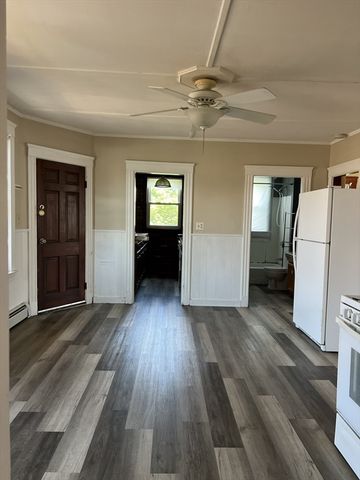 179-181 Grove St 3, Haverhill, MA 01832