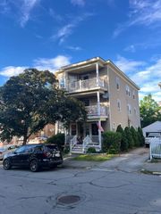 179-181 Grove St 3, Haverhill, MA 01832