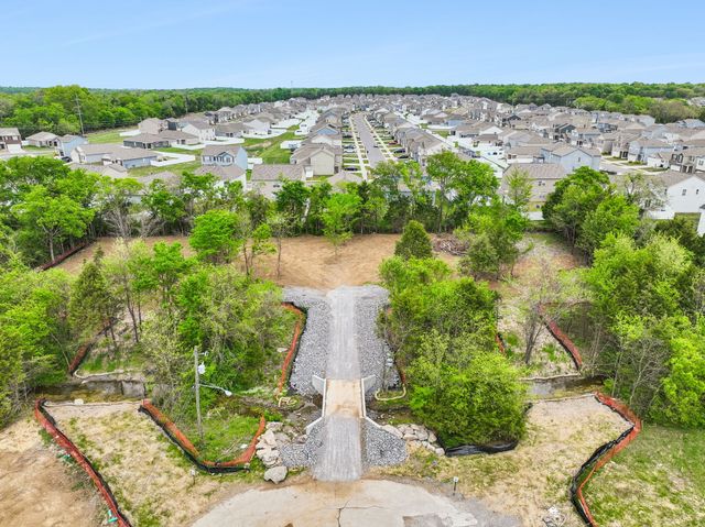 1410 Stroud Drive, Lebanon, TN 37087