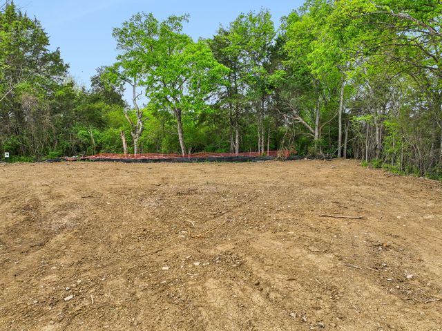 1410 Stroud Drive, Lebanon, TN 37087