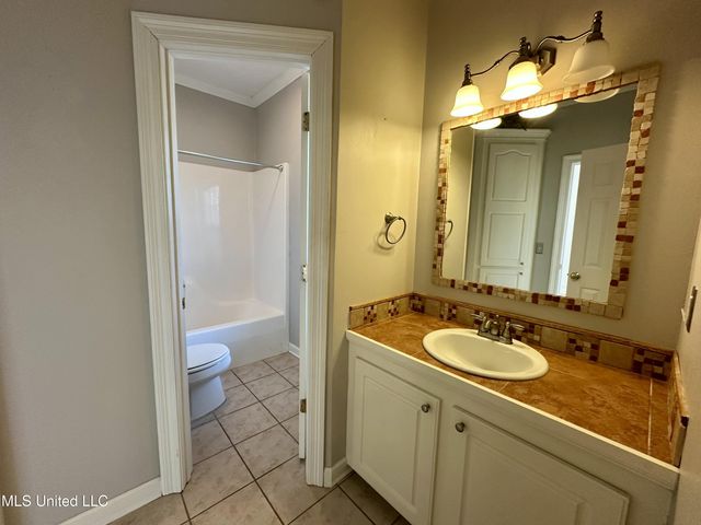 1018 S Old Highway 49, Richland, MS 39218