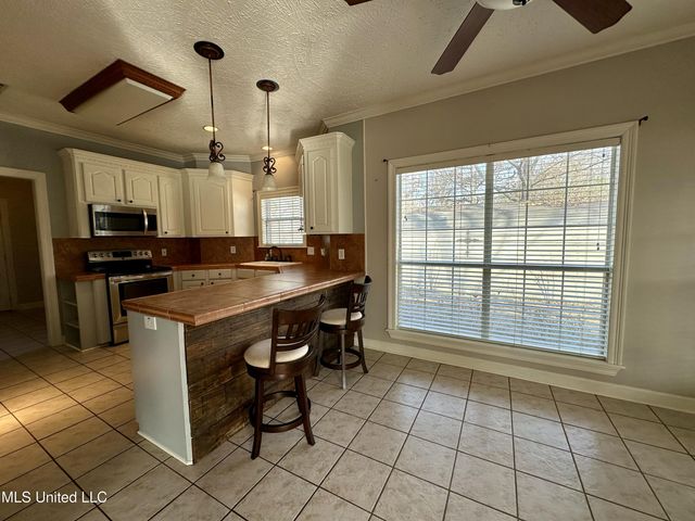 1018 S Old Highway 49, Richland, MS 39218