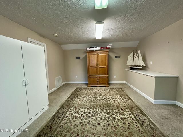 1018 S Old Highway 49, Richland, MS 39218