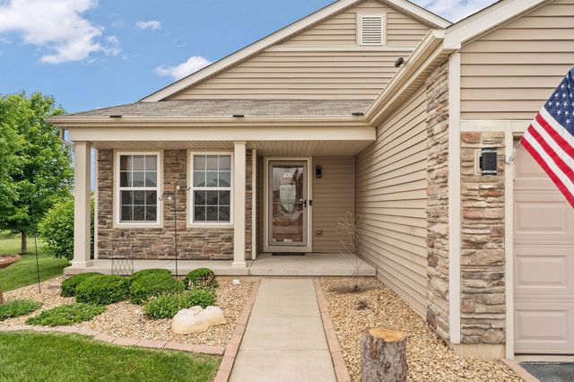 13691 Blue Springs Court, Dyer, IN 46311