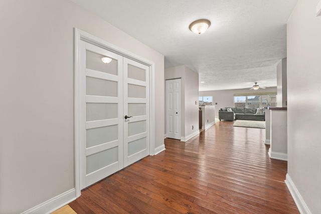 13691 Blue Springs Court, Dyer, IN 46311