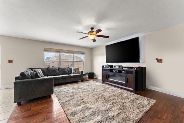 13691 Blue Springs Court, Dyer, IN 46311