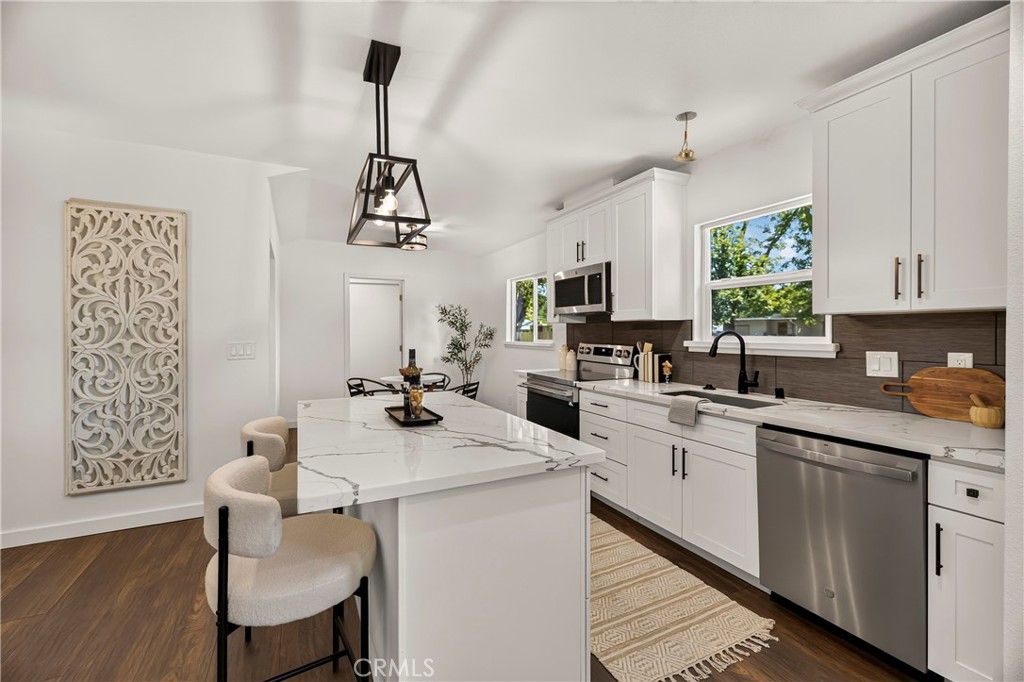 Image 17 of property listing at 977 Sarah, Chico, CA 95926