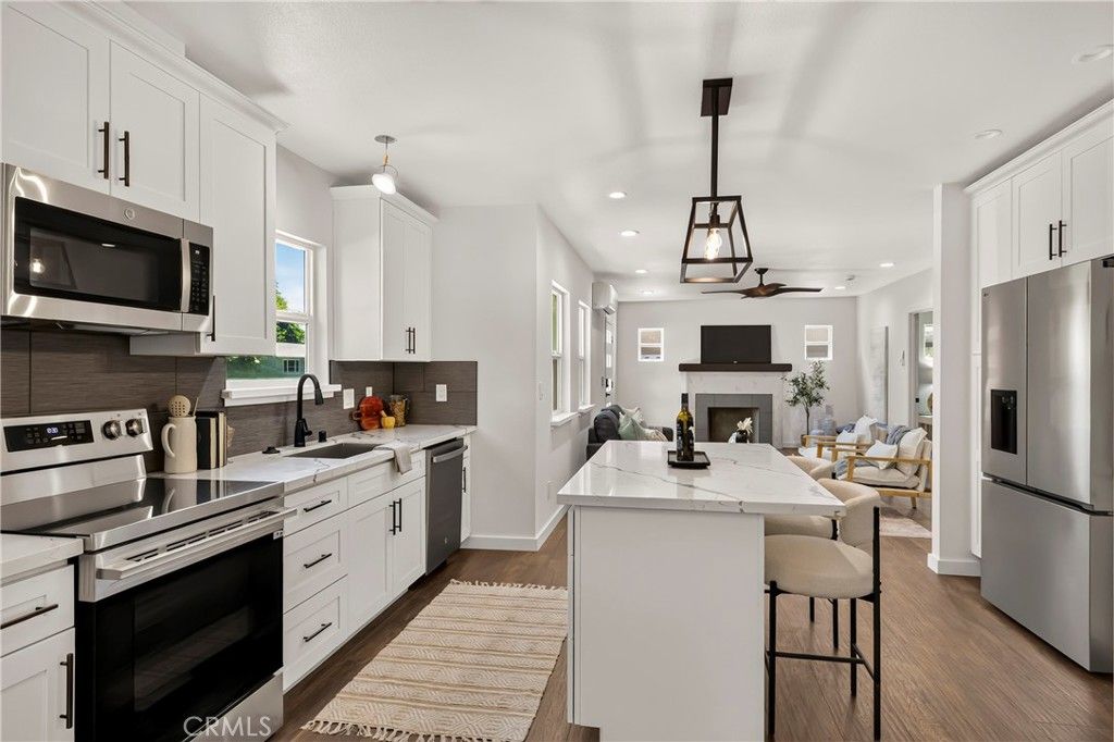 Image 19 of property listing at 977 Sarah, Chico, CA 95926