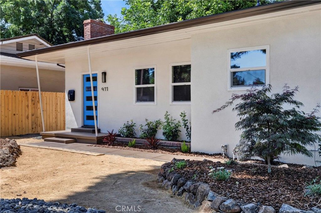 Image 6 of property listing at 977 Sarah, Chico, CA 95926