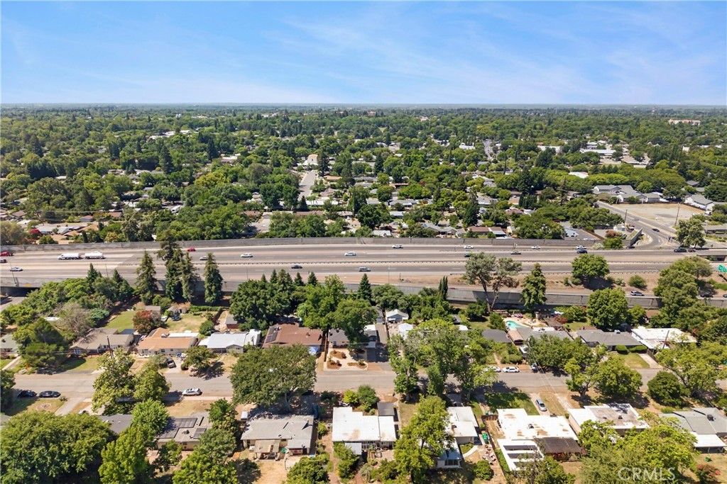 Image 70 of property listing at 977 Sarah, Chico, CA 95926