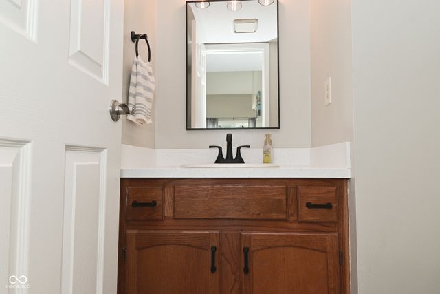 4106 Eagle Cove W Drive, Indianapolis, IN 46254