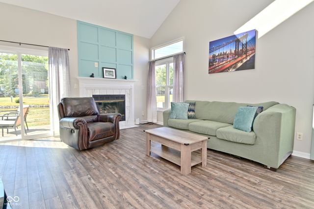 4106 Eagle Cove W Drive, Indianapolis, IN 46254