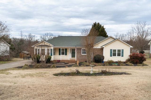 150 Parris Ridge Drive, Boiling Springs, SC 29316