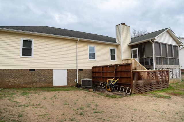 150 Parris Ridge Drive, Boiling Springs, SC 29316