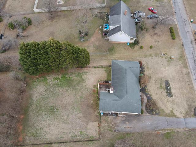 150 Parris Ridge Drive, Boiling Springs, SC 29316