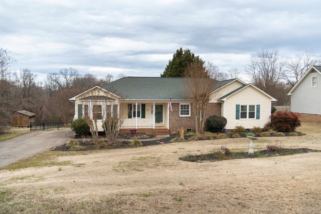 150 Parris Ridge Drive, Boiling Springs, SC 29316