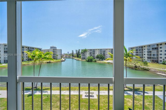 2851 Leonard Drive J306, Aventura, FL 33160